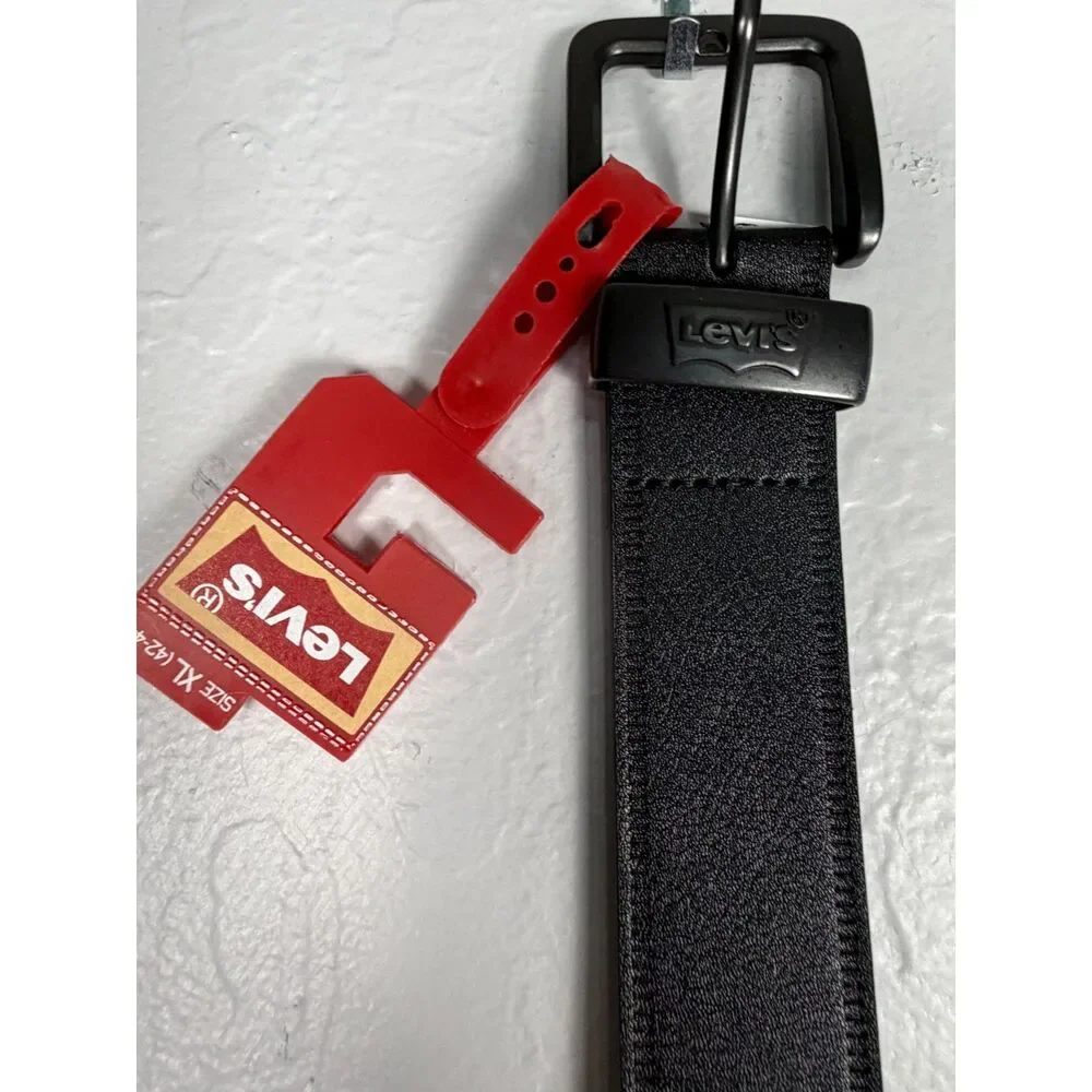 Levi's Men's XL 42-44 Black Synthetic Leather Belt NWT Classic Buckle
